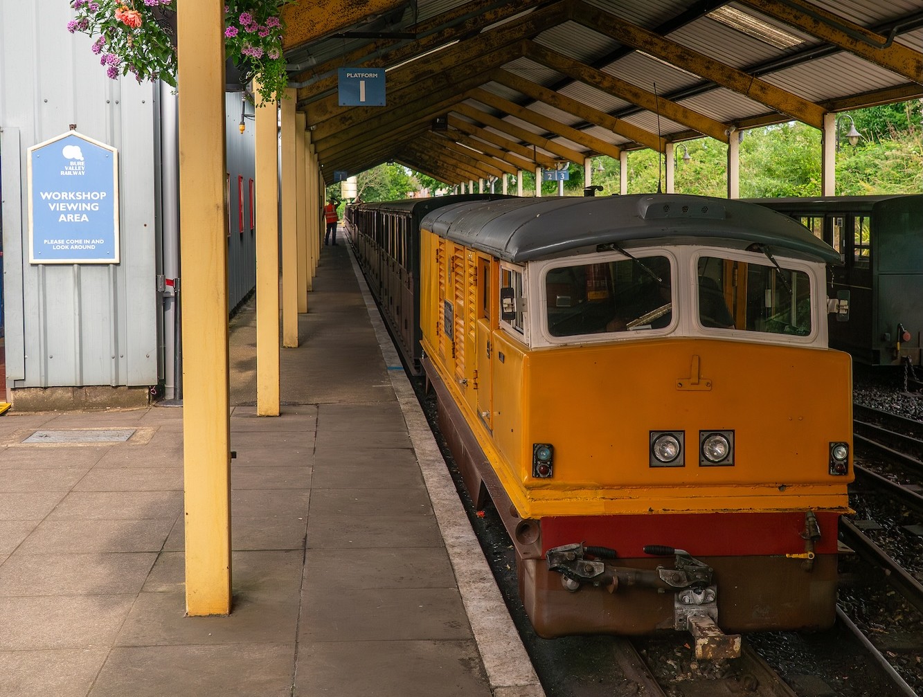 2Nd Air Division U.S.A.A.F At The Platform At Aylsham Station